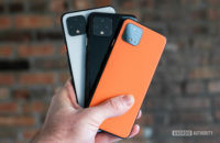 Google Pixel 4 colors in hand