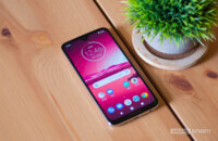 Moto G7 display