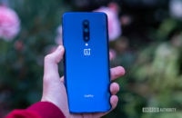 OnePlus 7 Pro shot against flowers