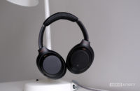 Sony WH 1000XM3 floating