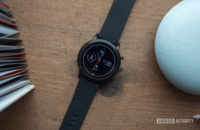 fossil gen 5 smartwatch review display watch face 3