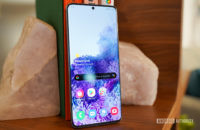 Samsung Galaxy S20 Ultra full screen