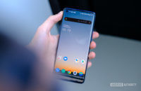 OnePlus 8 Pro screen in hand