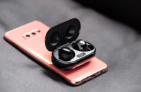 Samsung Galaxy Buds Plus true wireless charging case PowerShare S10e 2