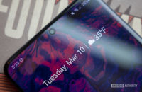 samsung galaxy s20 plus review display punch hole camera 2