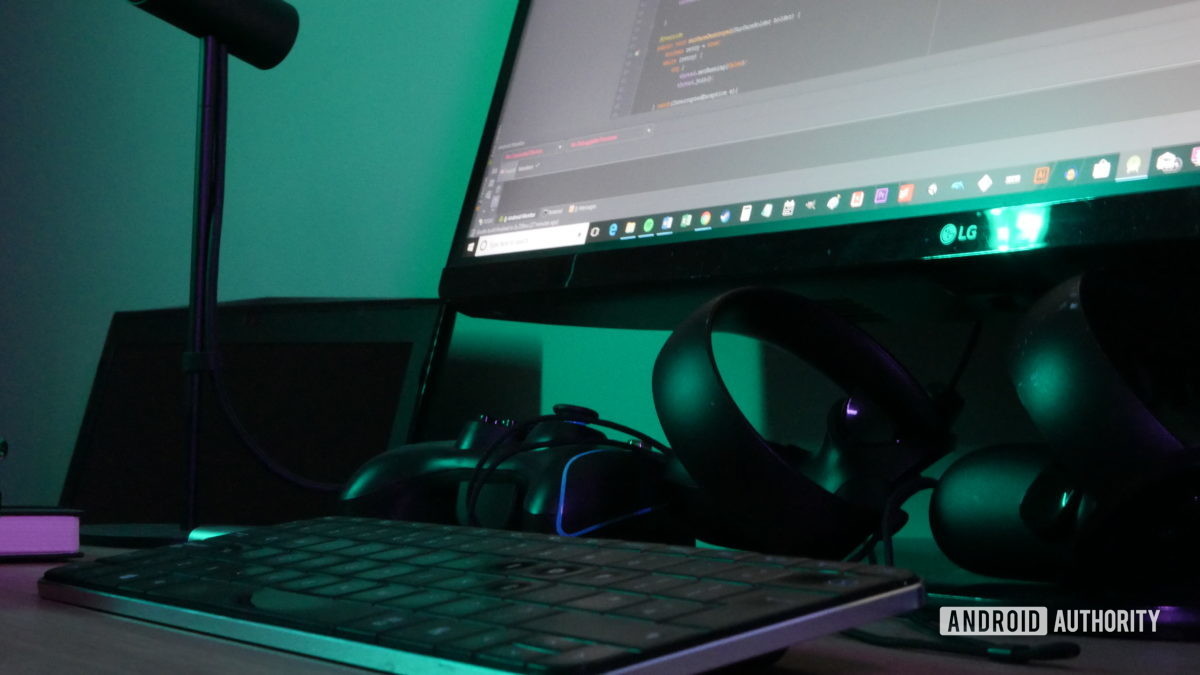 Desktop computer green lighting setup Desktop computer green lighting setup